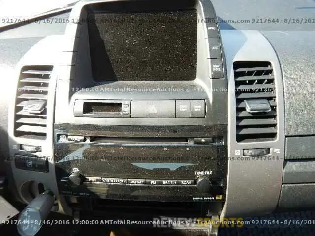 9 Photograph of a damaged car 1C6RREKT2KN617768 RAM 1500 2019