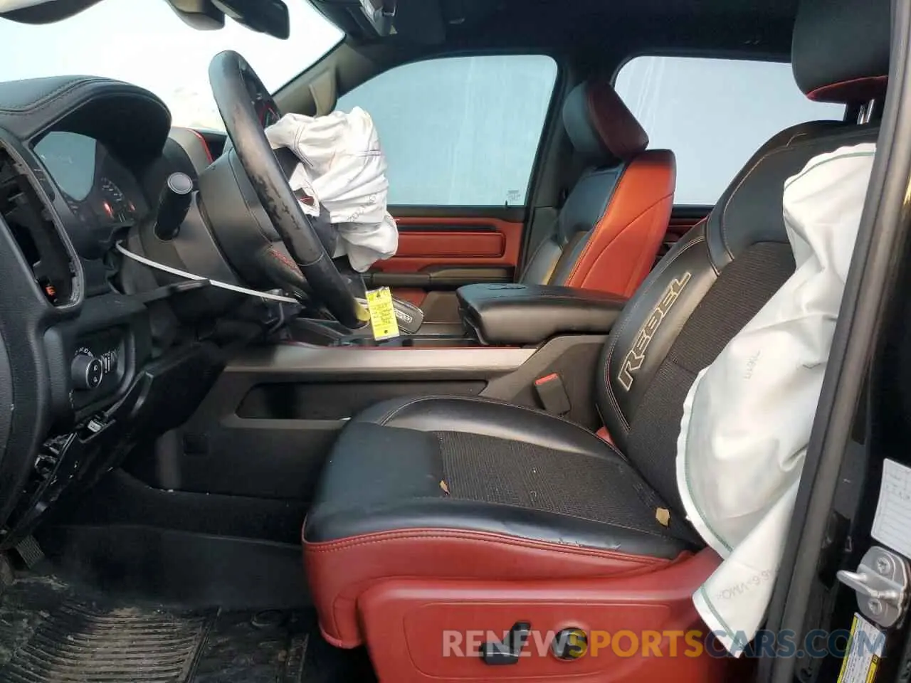 7 Photograph of a damaged car 1C6RRELT2KN724222 RAM 1500 2019