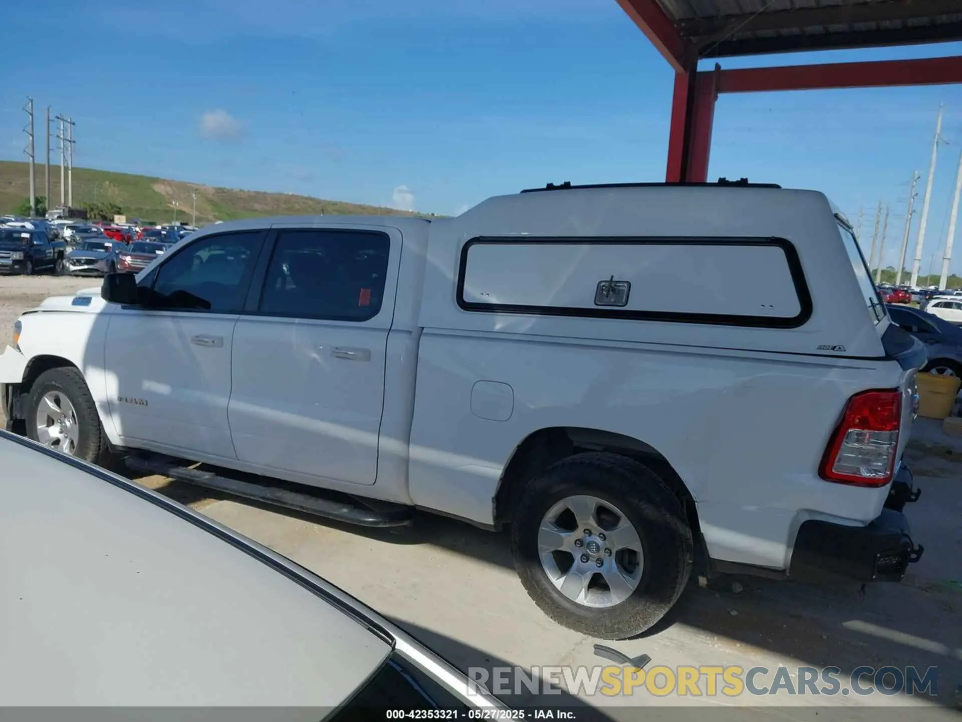 14 Photograph of a damaged car 1C6RREMG9KN891758 RAM 1500 2019
