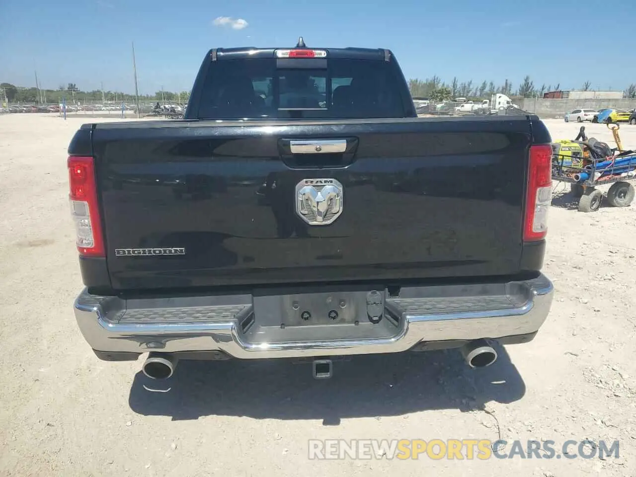 6 Photograph of a damaged car 1C6RREMT2KN730388 RAM 1500 2019