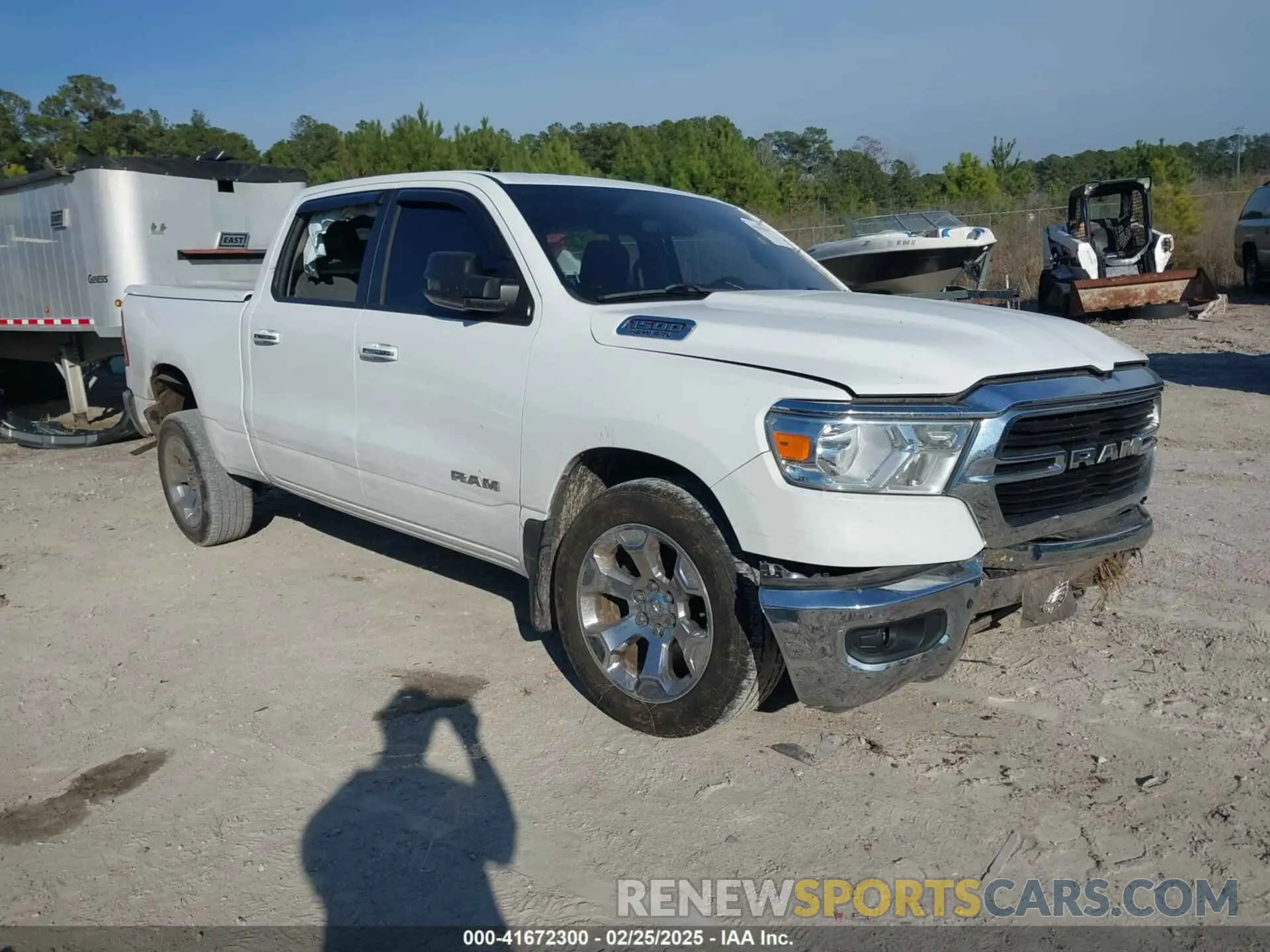 1 Photograph of a damaged car 1C6RREMT2KN913080 RAM 1500 2019