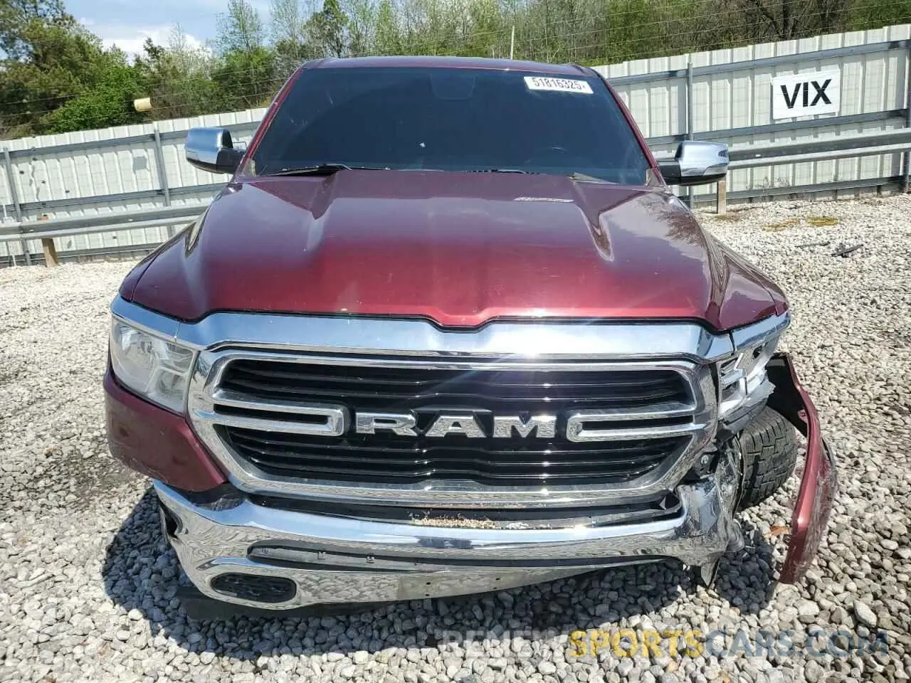 5 Photograph of a damaged car 1C6RREMT5KN891138 RAM 1500 2019