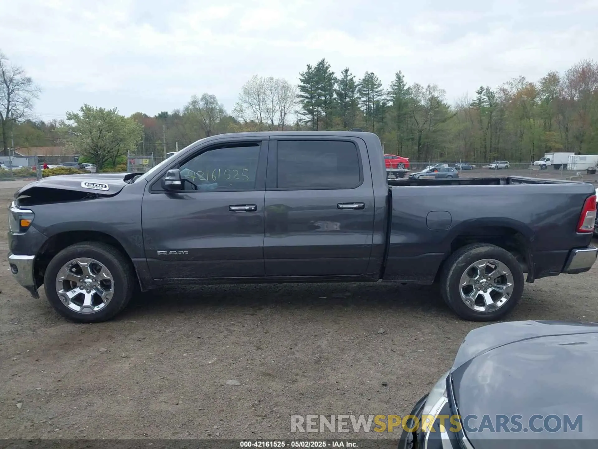 14 Photograph of a damaged car 1C6RREMT7KN891111 RAM 1500 2019