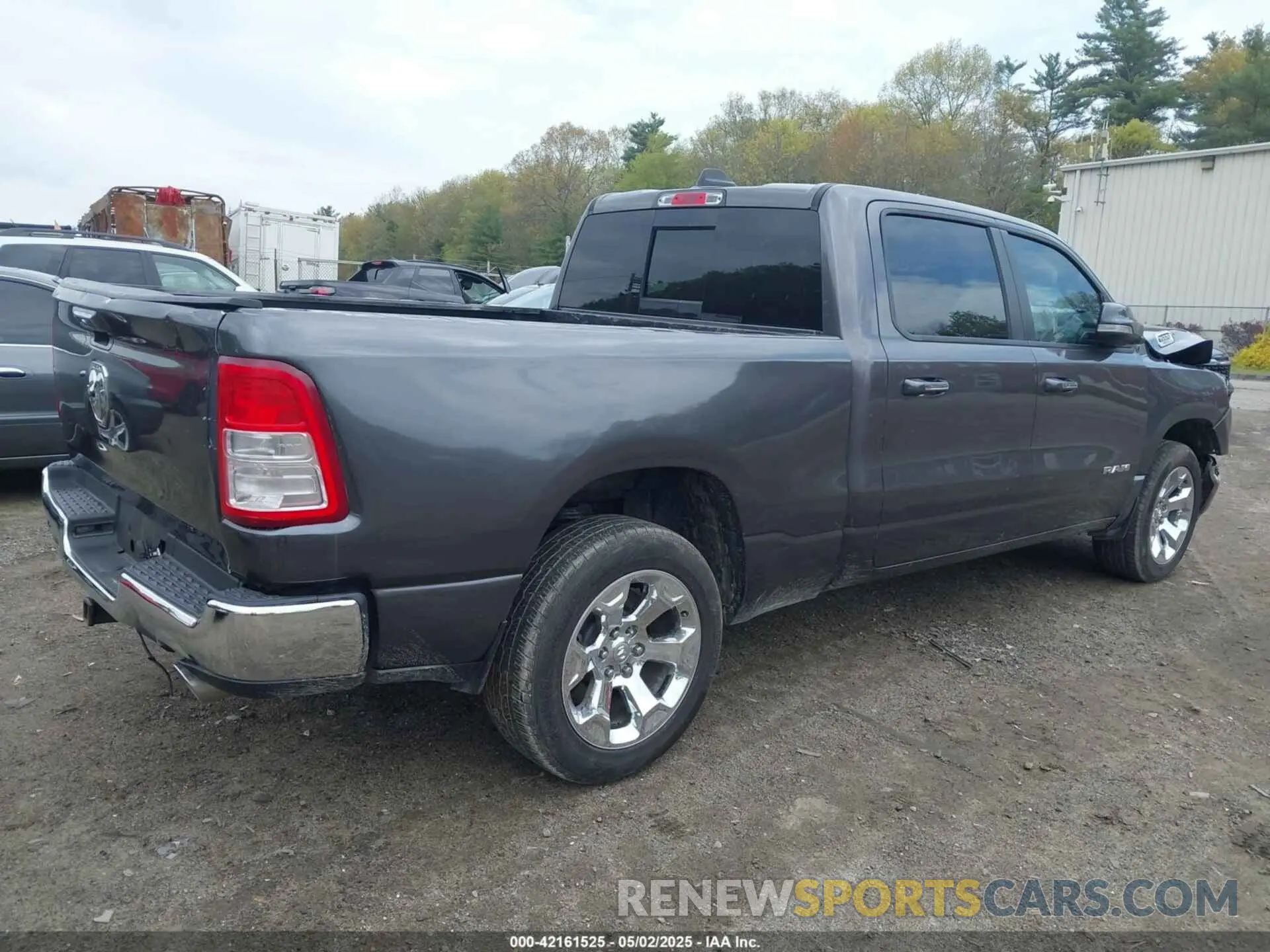 4 Photograph of a damaged car 1C6RREMT7KN891111 RAM 1500 2019
