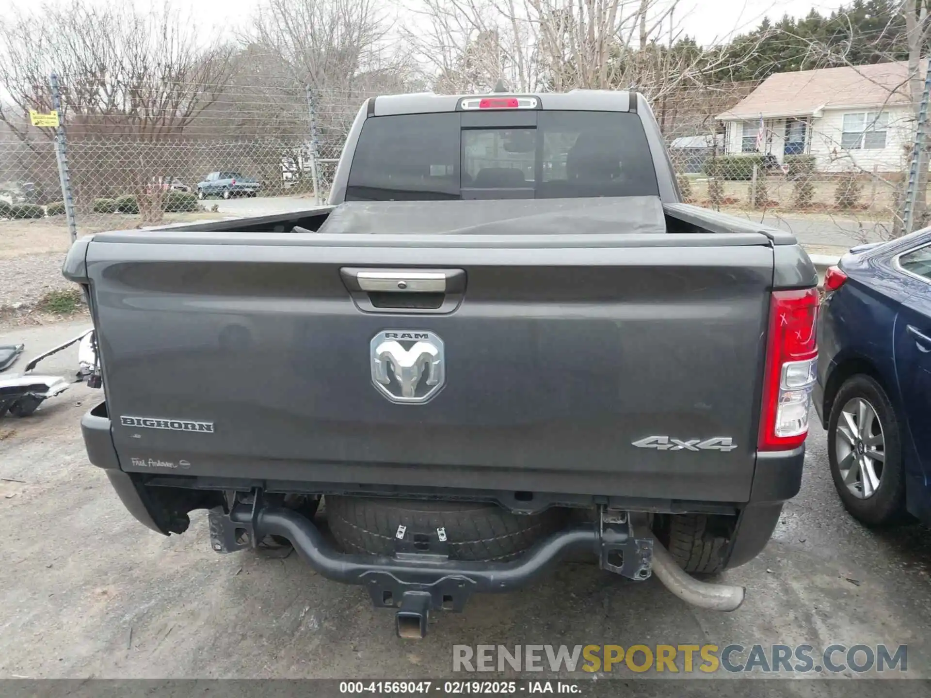 17 Photograph of a damaged car 1C6RRFBG1KN911445 RAM 1500 2019