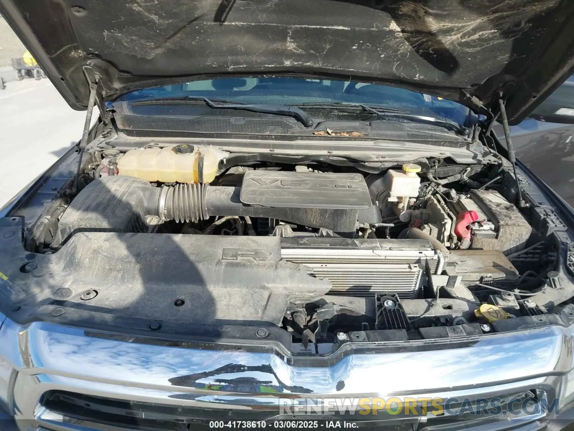 10 Photograph of a damaged car 1C6RRFBG5KN767639 RAM 1500 2019
