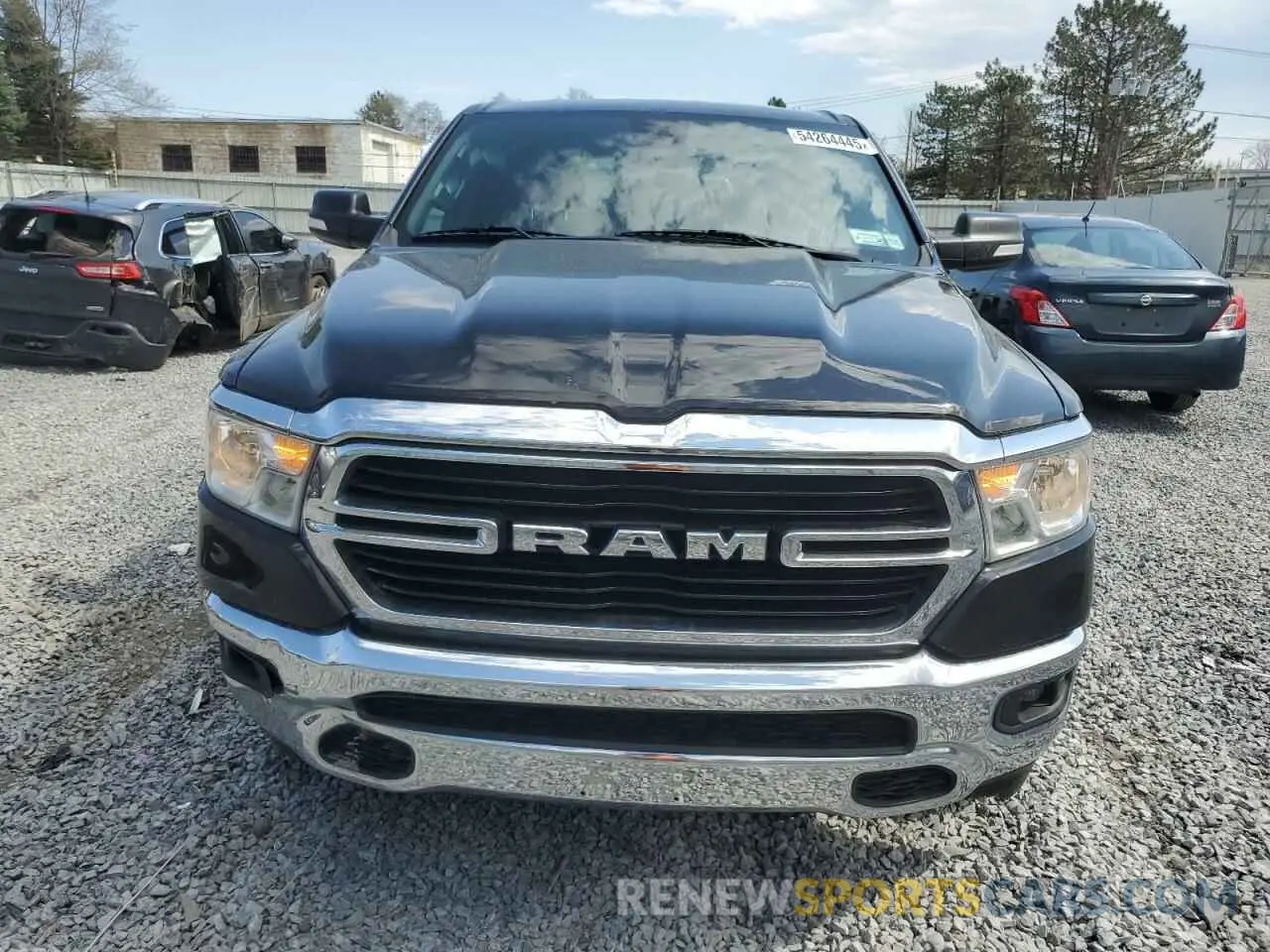 5 Photograph of a damaged car 1C6RRFBG5KN831422 RAM 1500 2019