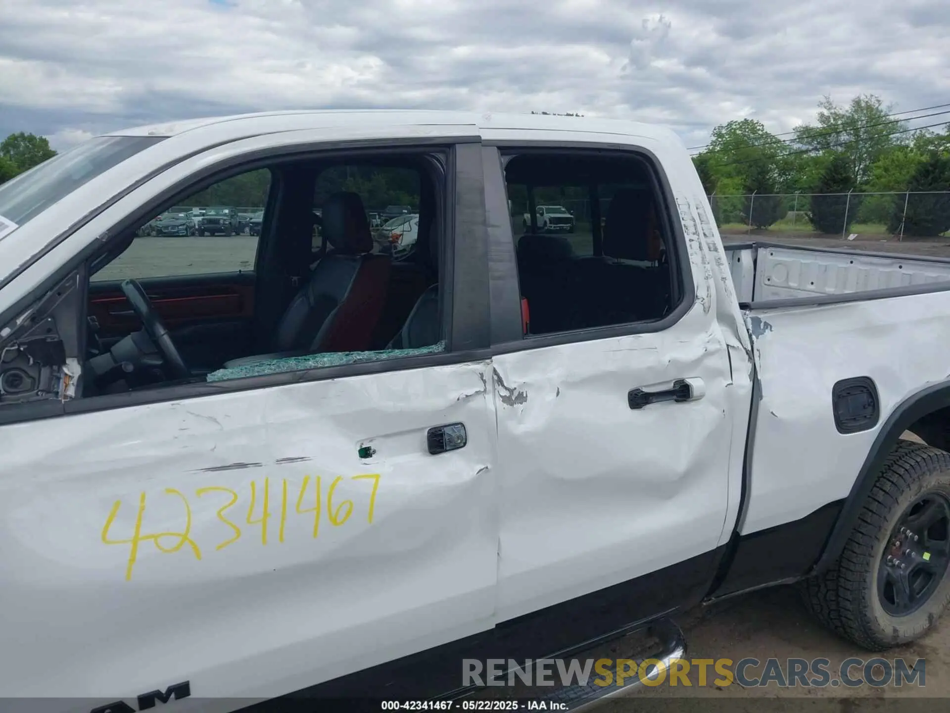 12 Photograph of a damaged car 1C6RRFEG0KN806763 RAM 1500 2019