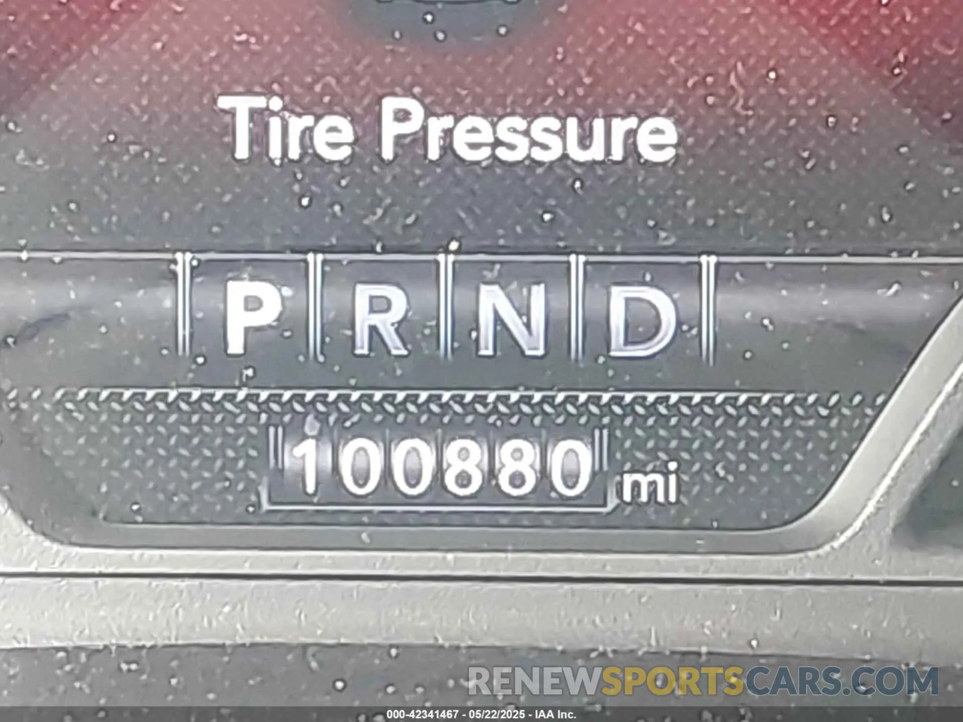 16 Photograph of a damaged car 1C6RRFEG0KN806763 RAM 1500 2019