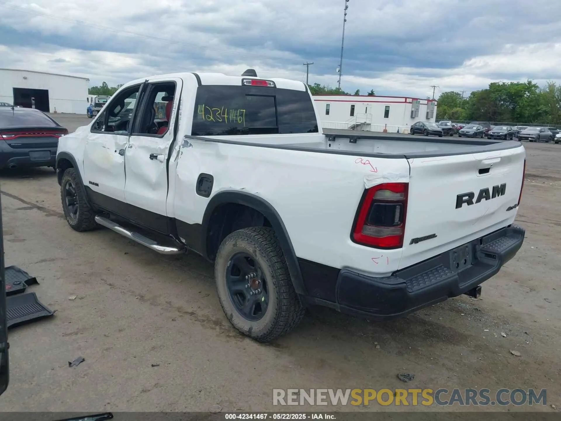 3 Photograph of a damaged car 1C6RRFEG0KN806763 RAM 1500 2019