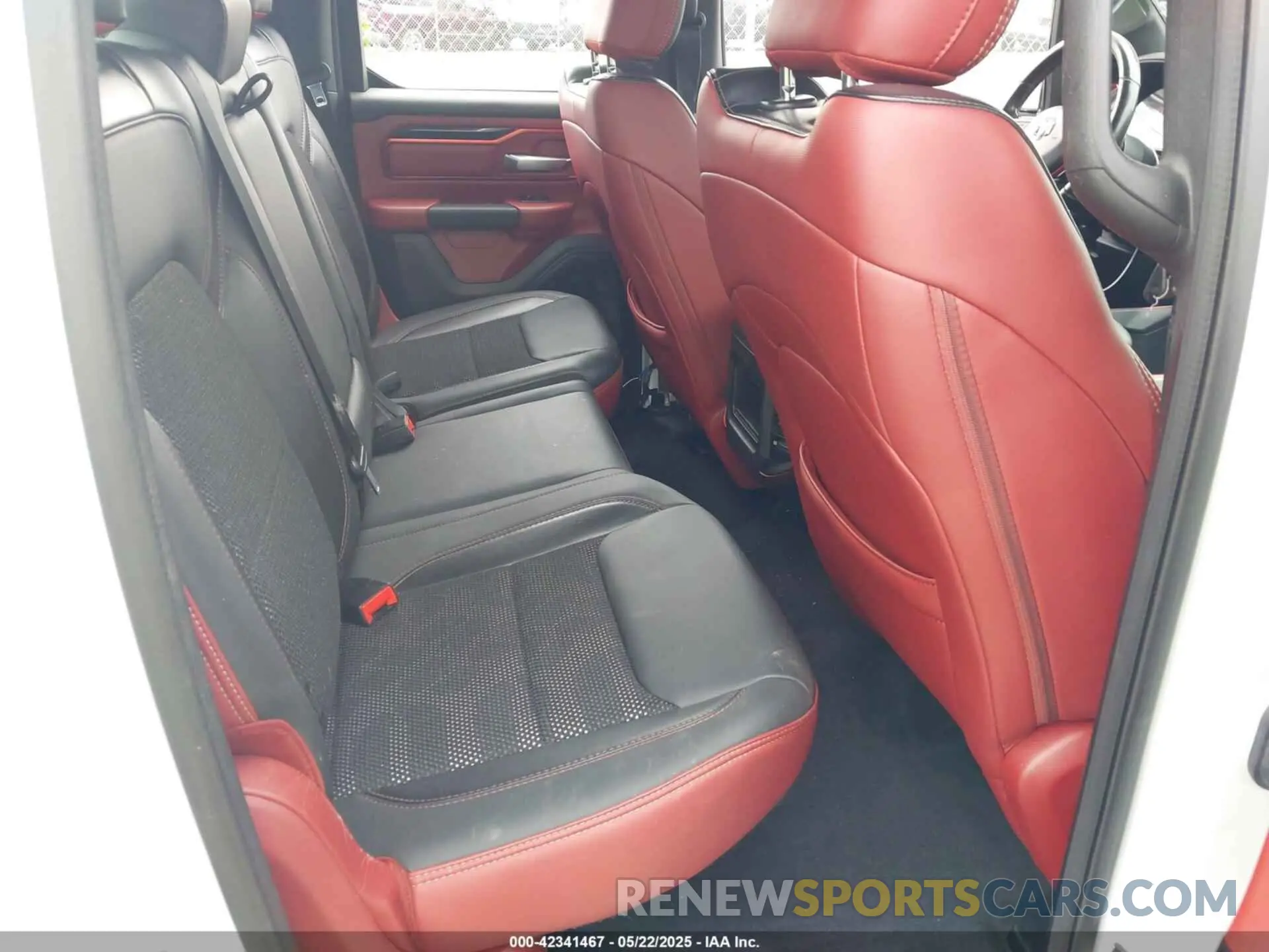 8 Photograph of a damaged car 1C6RRFEG0KN806763 RAM 1500 2019