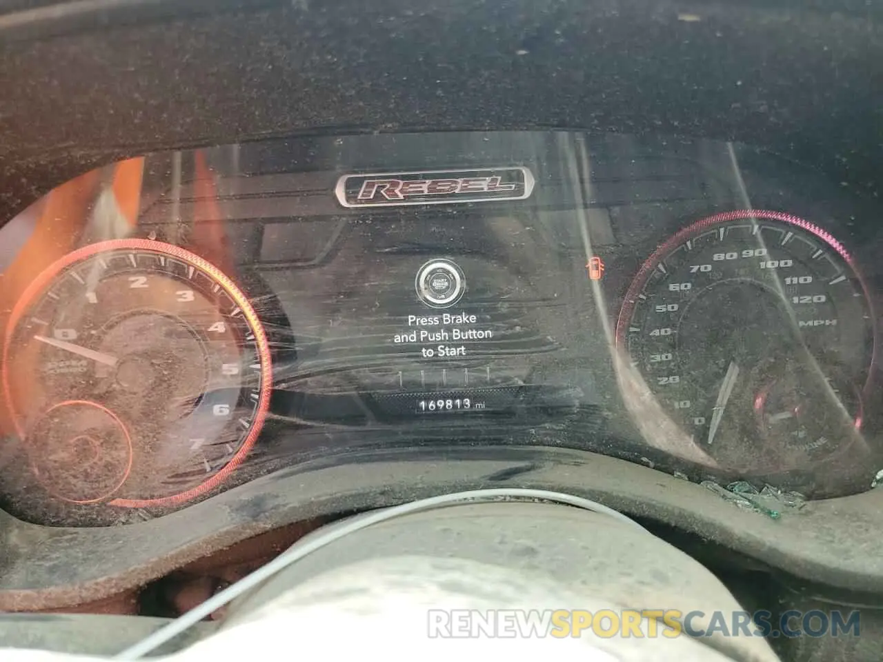 9 Photograph of a damaged car 1C6RRFEG7KN820174 RAM 1500 2019