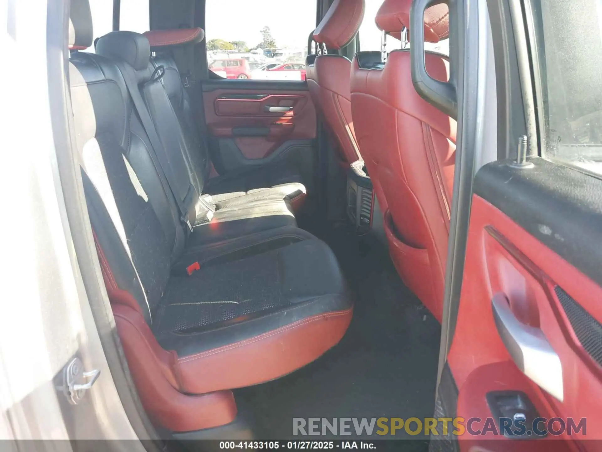 8 Photograph of a damaged car 1C6RRFEG8KN887978 RAM 1500 2019