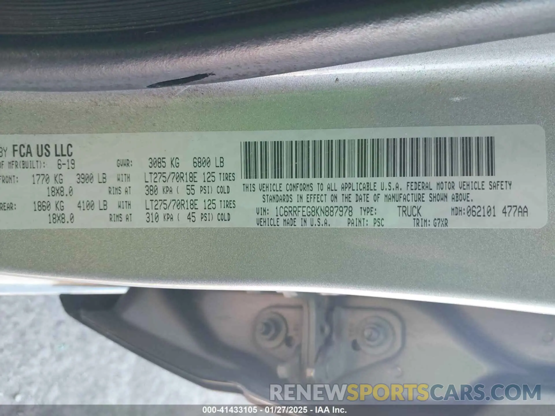 9 Photograph of a damaged car 1C6RRFEG8KN887978 RAM 1500 2019