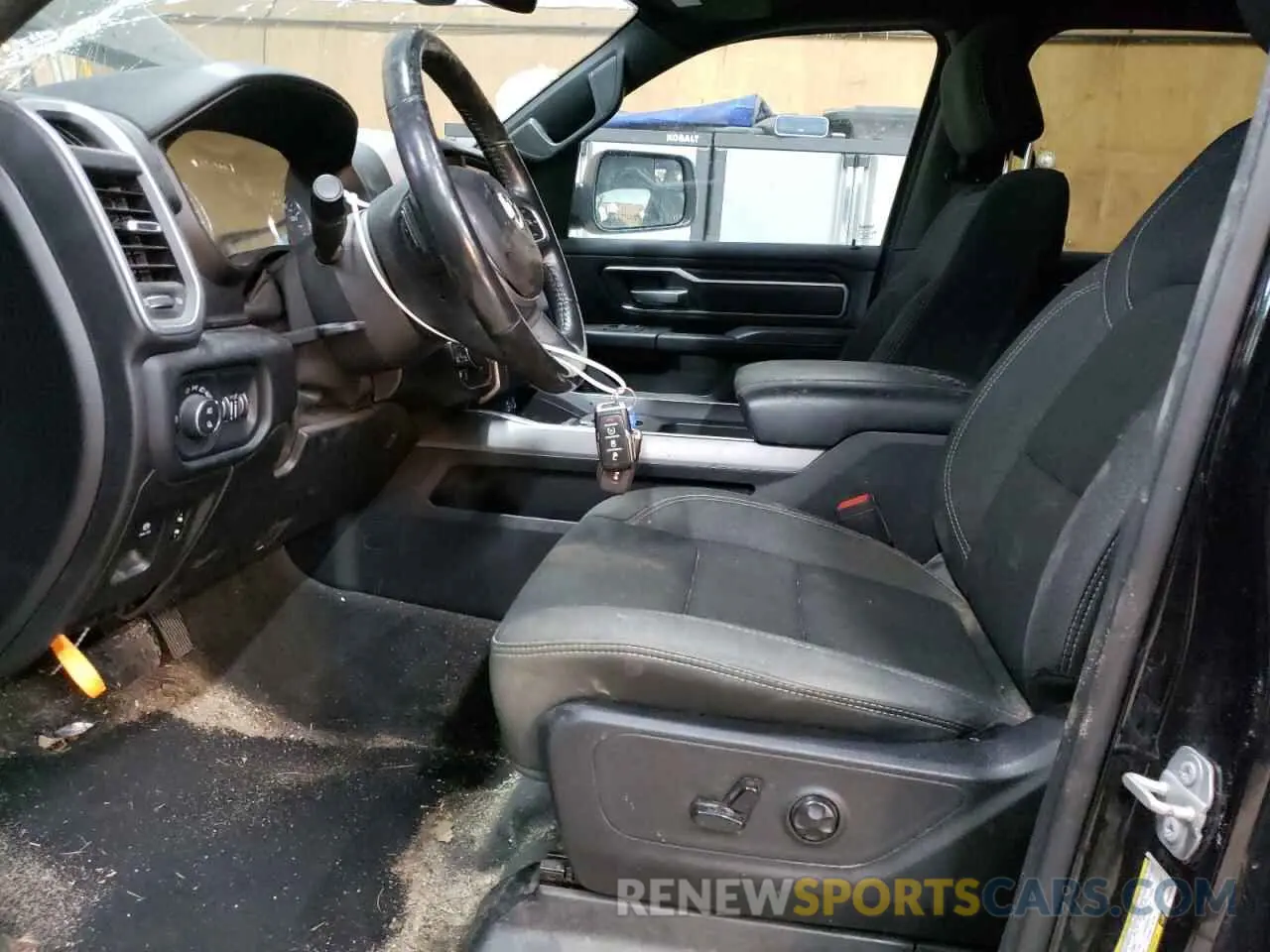 7 Photograph of a damaged car 1C6RRFFG0KN909339 RAM 1500 2019