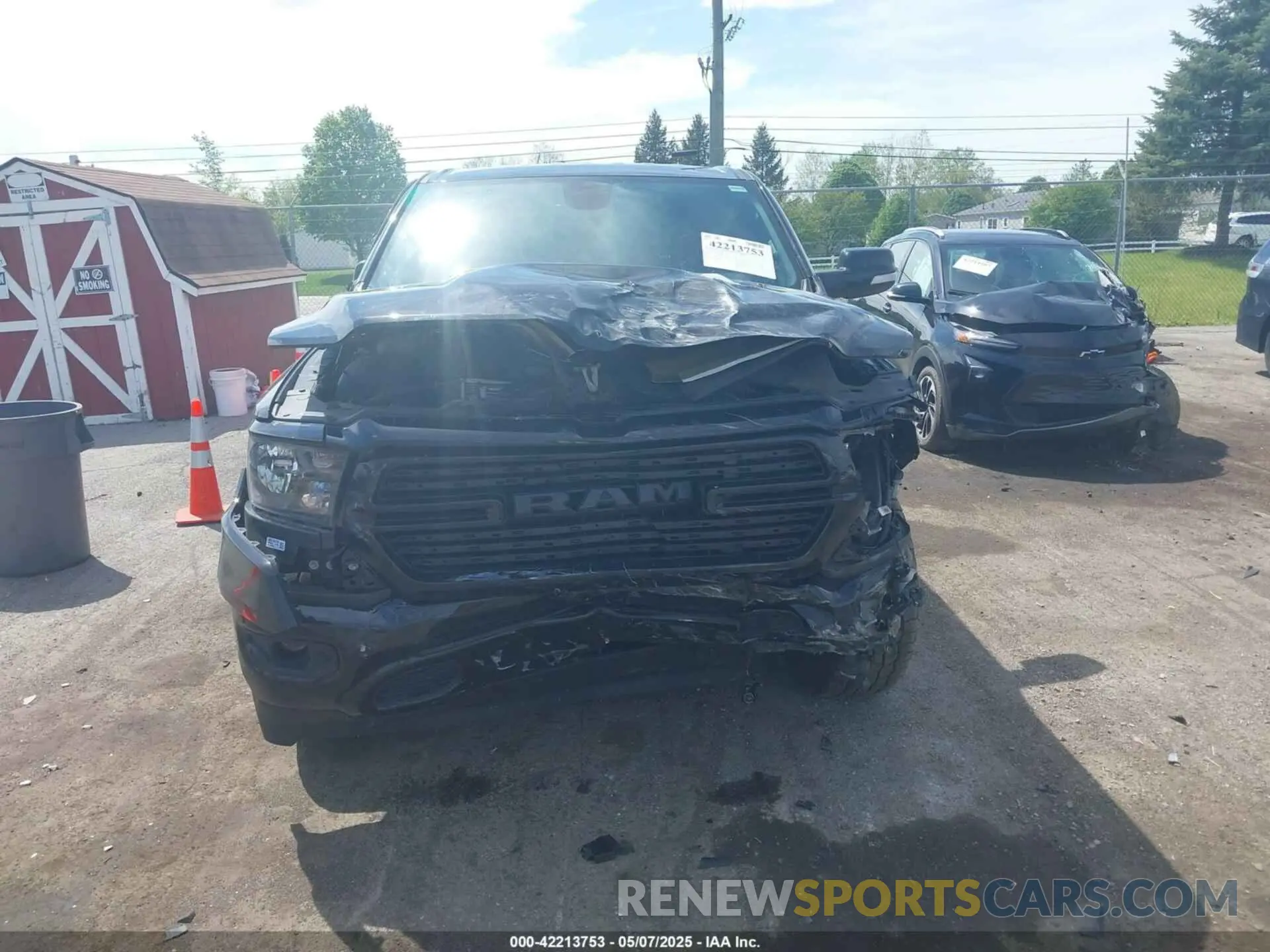 12 Photograph of a damaged car 1C6RRFFG0KN919093 RAM 1500 2019