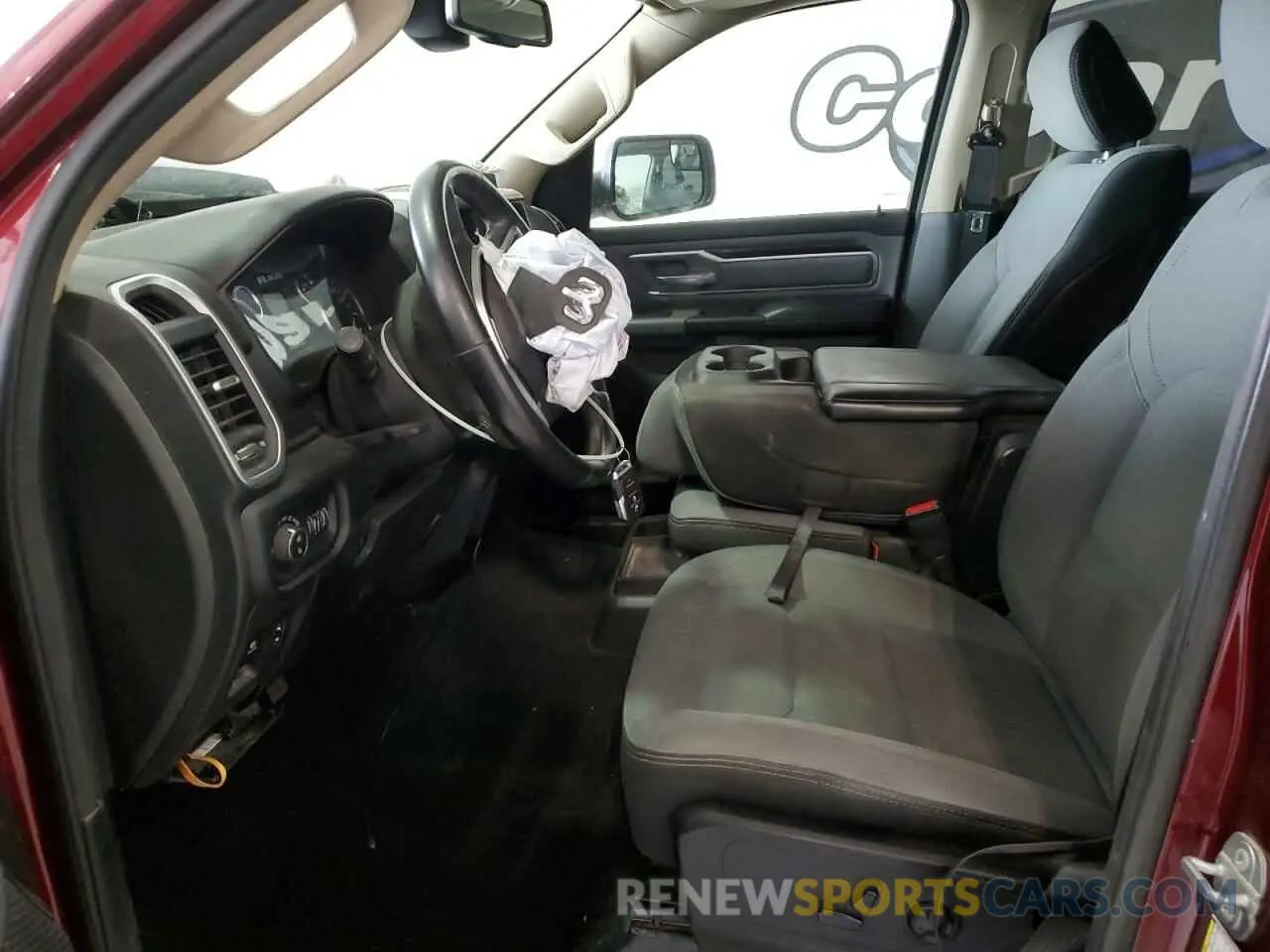 7 Photograph of a damaged car 1C6RRFFG1KN675874 RAM 1500 2019