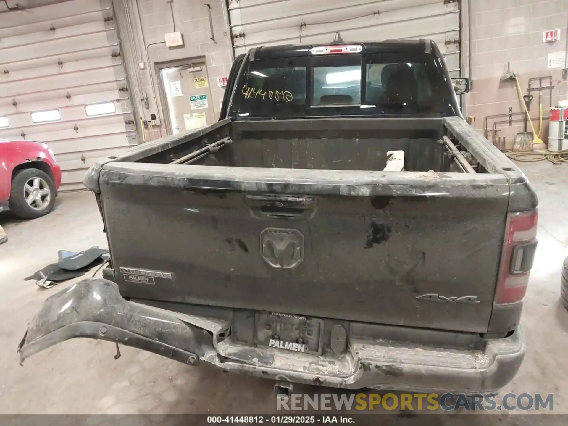 16 Photograph of a damaged car 1C6RRFFG3KN721950 RAM 1500 2019