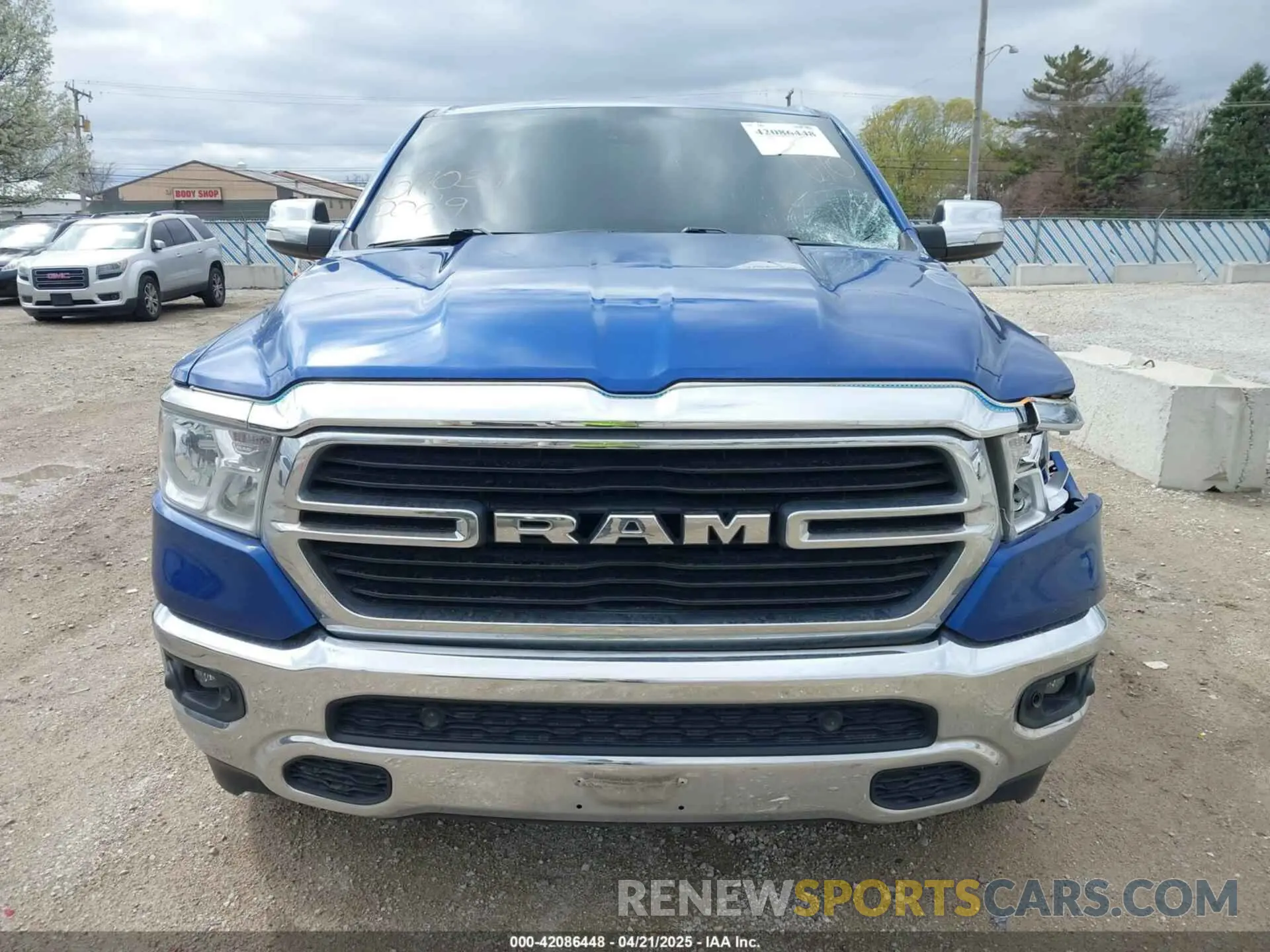 12 Photograph of a damaged car 1C6RRFFG5KN755405 RAM 1500 2019