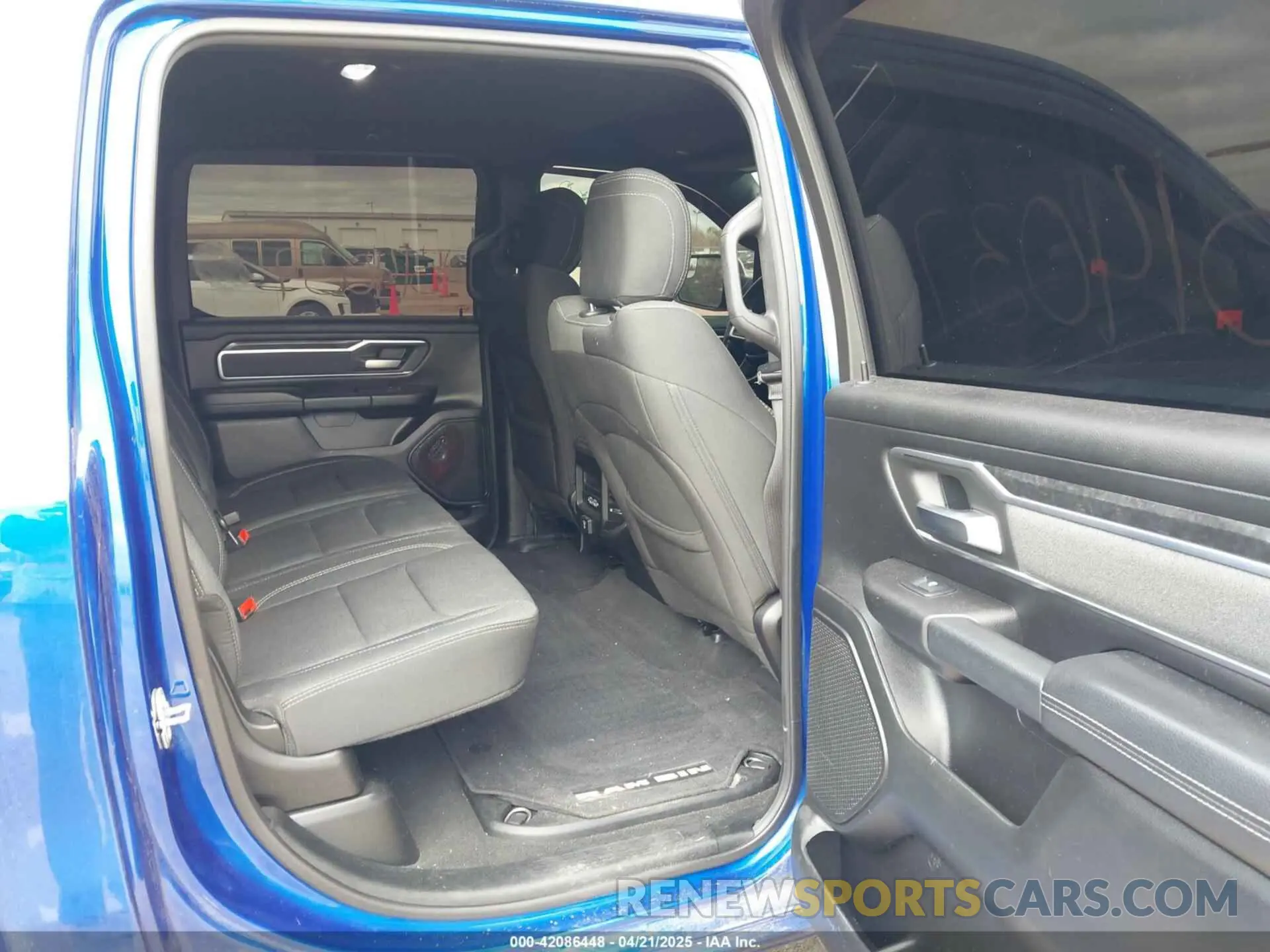8 Photograph of a damaged car 1C6RRFFG5KN755405 RAM 1500 2019