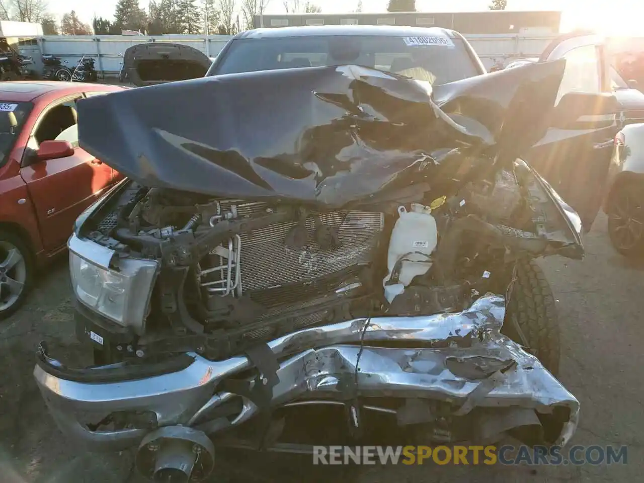 11 Photograph of a damaged car 1C6RRFFG6KN646726 RAM 1500 2019