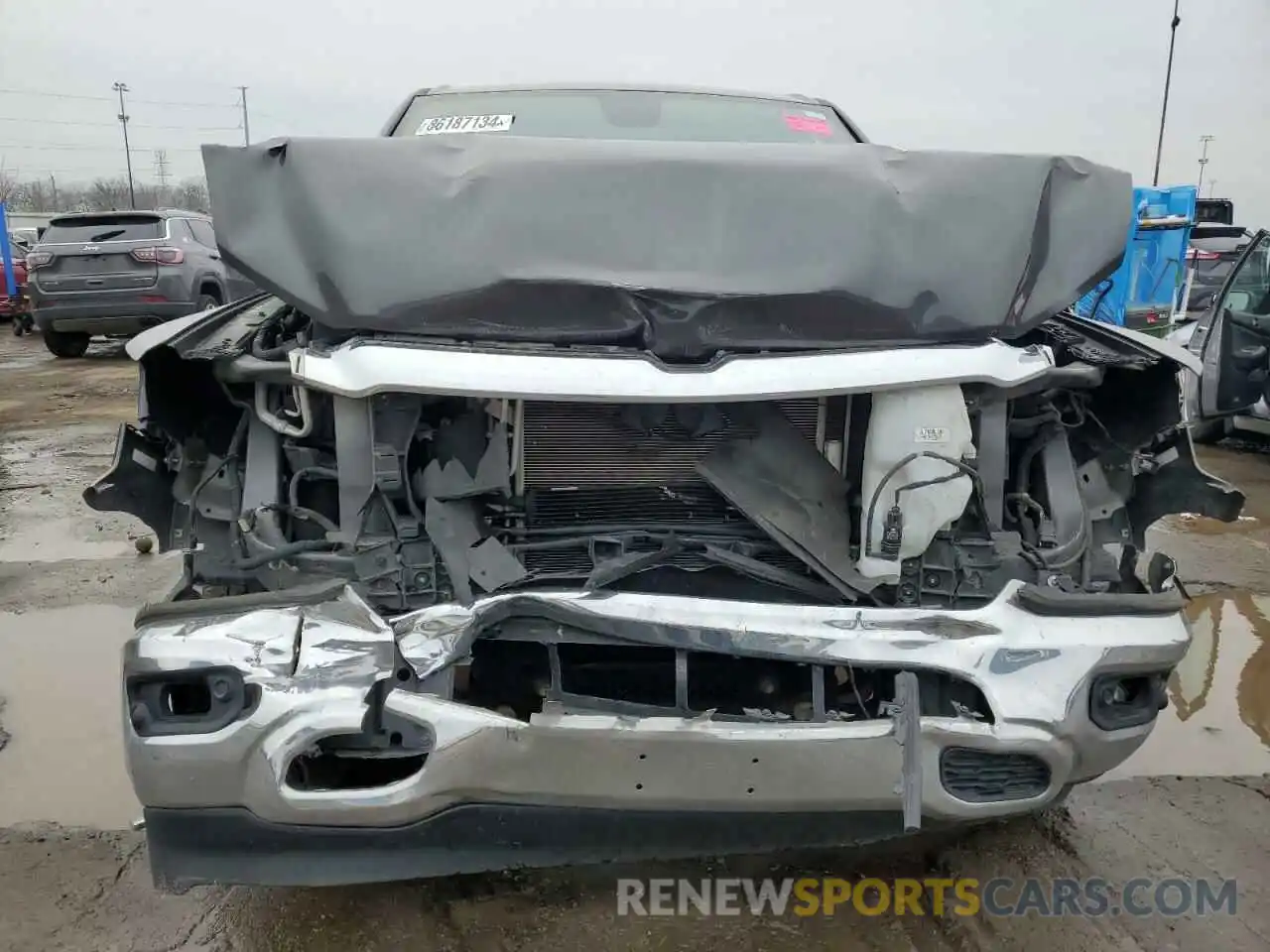 5 Photograph of a damaged car 1C6RRFFG6KN873978 RAM 1500 2019