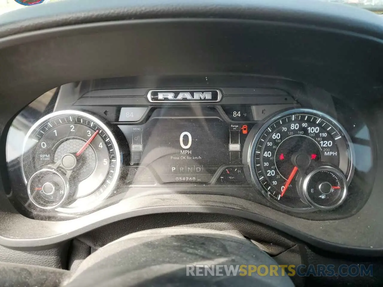 9 Photograph of a damaged car 1C6RRFFG6KN909345 RAM 1500 2019