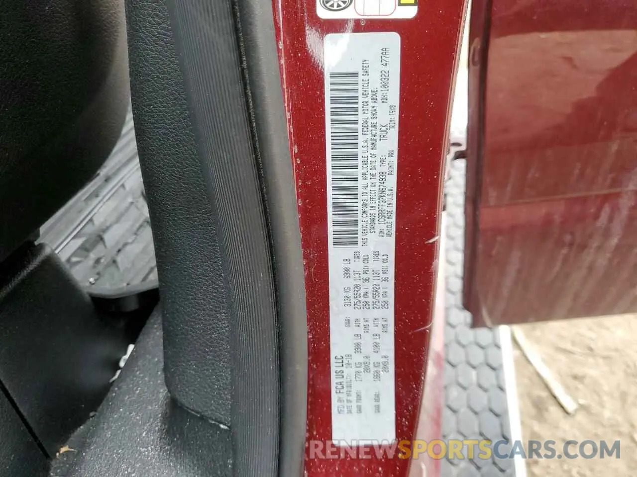 12 Photograph of a damaged car 1C6RRFFG7KN674938 RAM 1500 2019