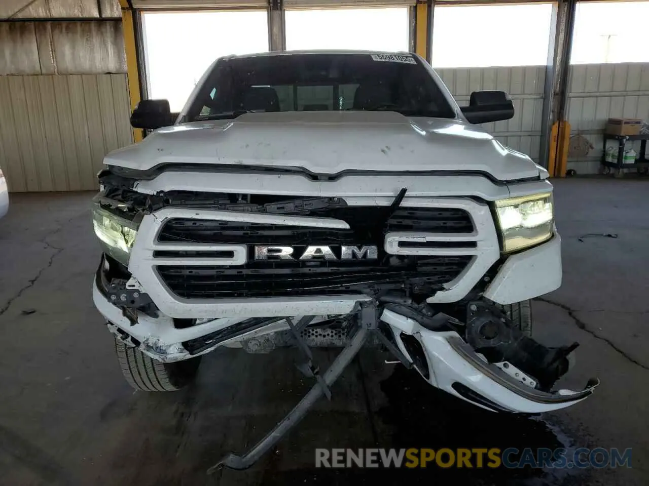 5 Photograph of a damaged car 1C6SRFBT1KN521766 RAM 1500 2019