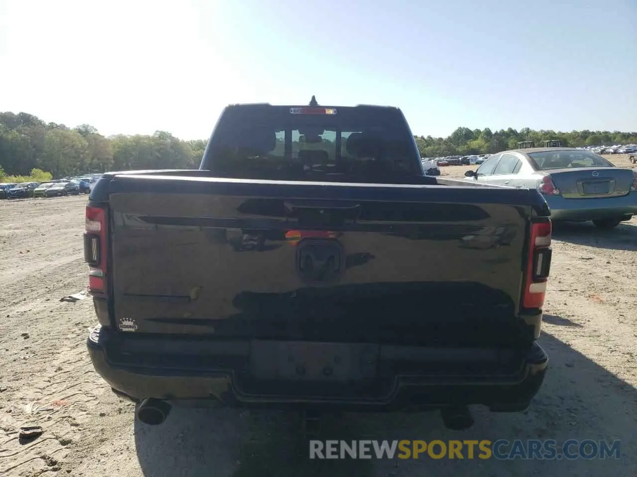 6 Photograph of a damaged car 1C6SRFBT2KN578221 RAM 1500 2019