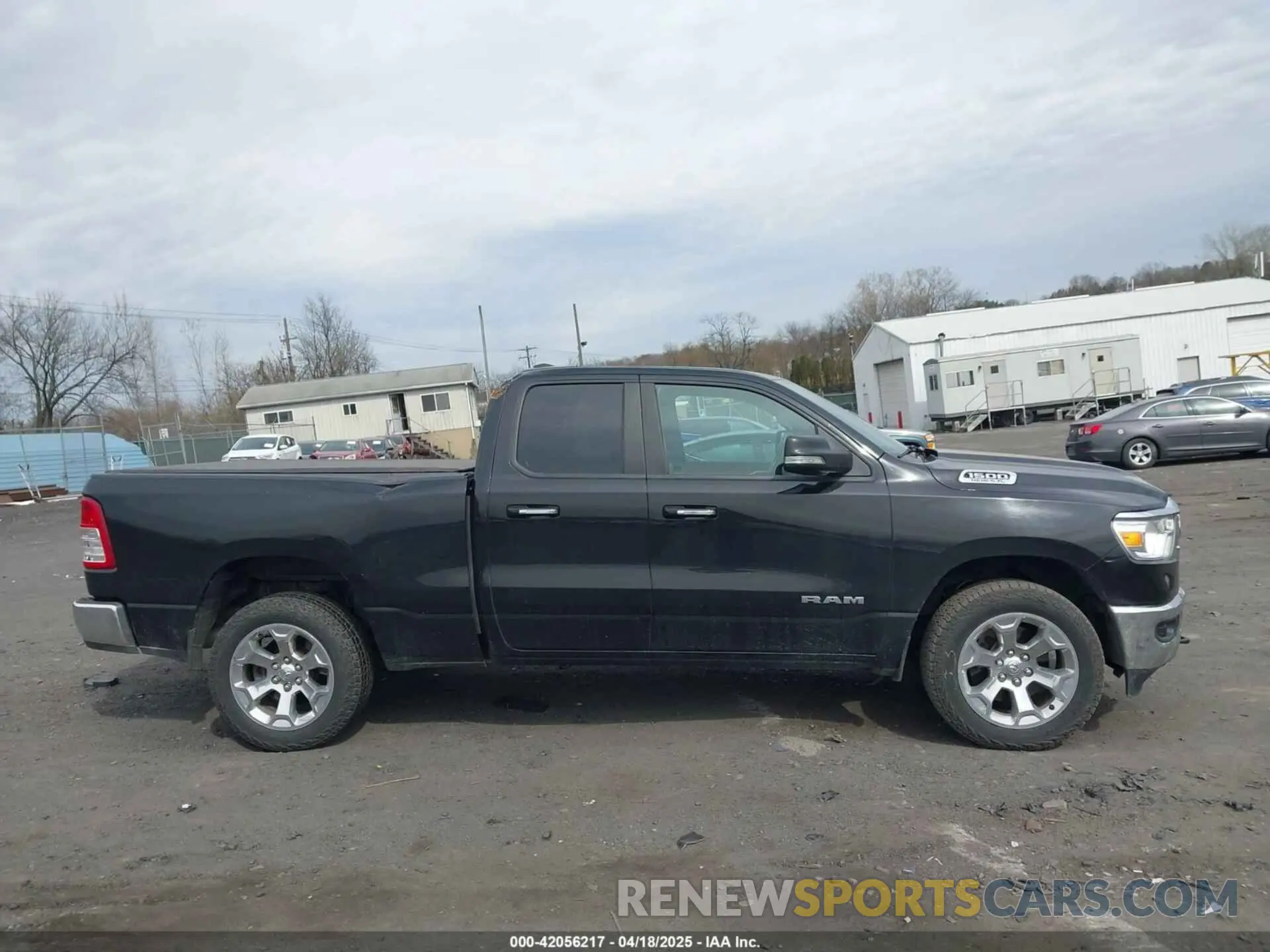 13 Photograph of a damaged car 1C6SRFBT3KN623246 RAM 1500 2019