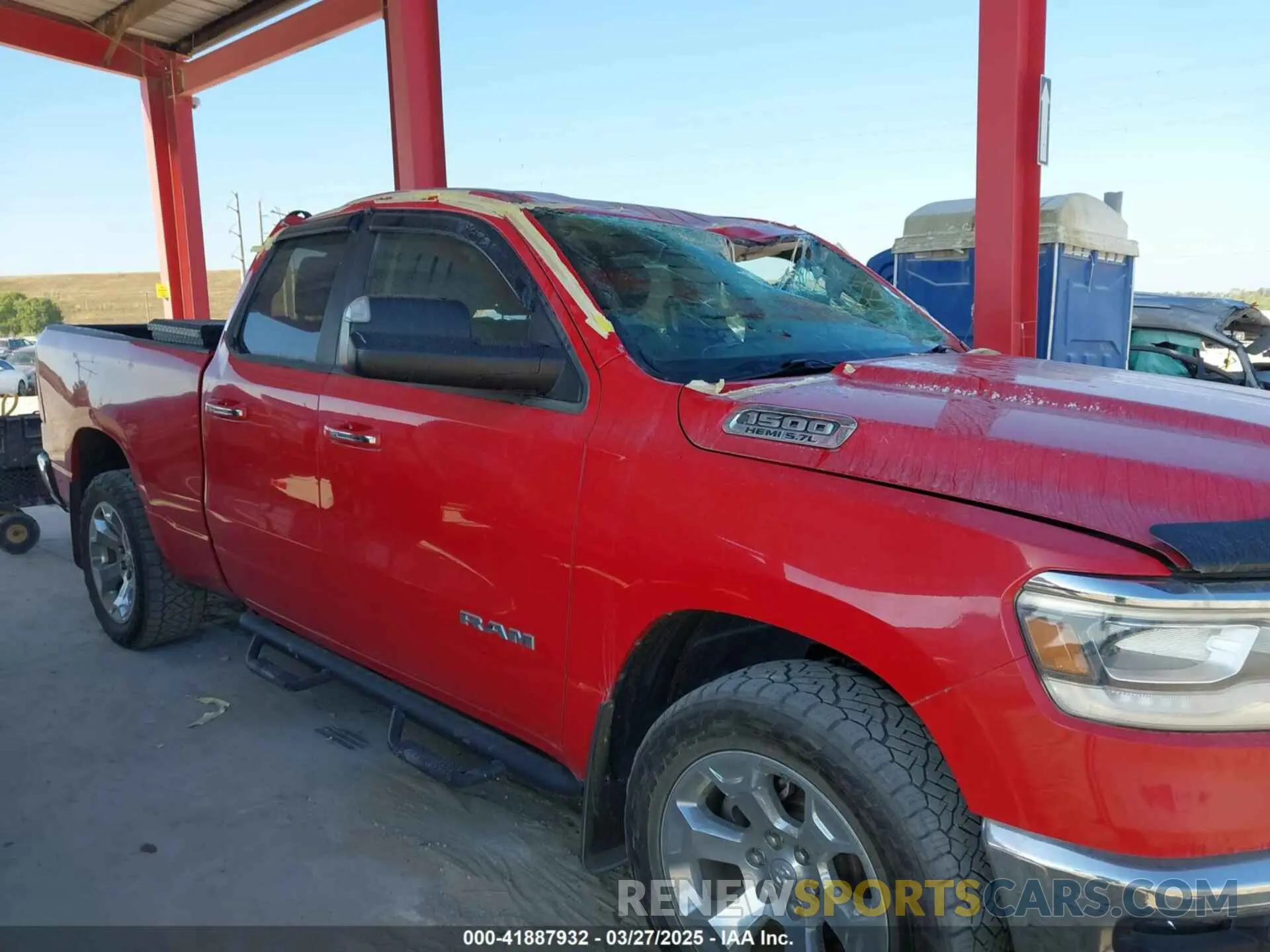 6 Photograph of a damaged car 1C6SRFBT4KN622865 RAM 1500 2019