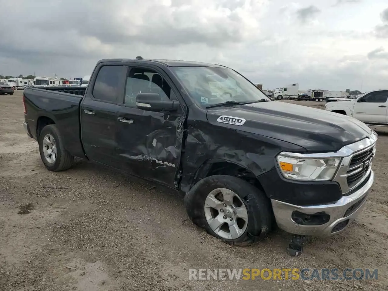 4 Photograph of a damaged car 1C6SRFBT4KN656269 RAM 1500 2019