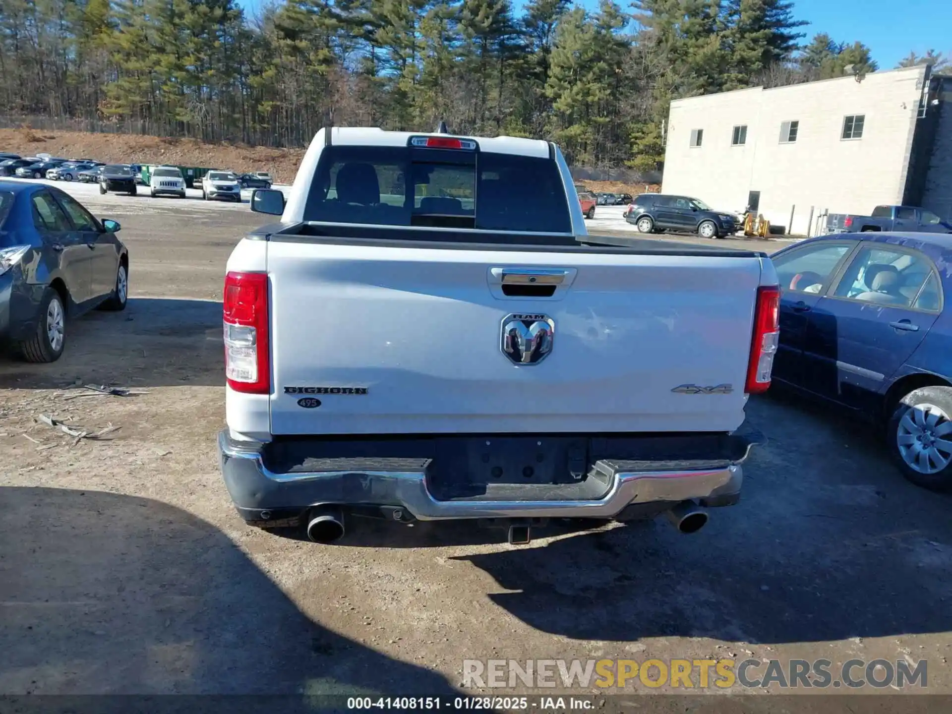 16 Photograph of a damaged car 1C6SRFBT6KN744997 RAM 1500 2019