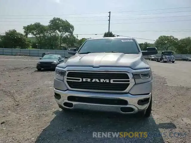 13 Photograph of a damaged car 1C6SRFBT8KN518069 RAM 1500 2019