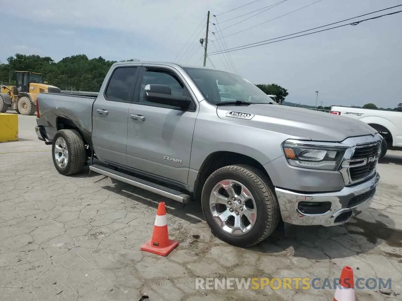 4 Photograph of a damaged car 1C6SRFBT8KN518069 RAM 1500 2019