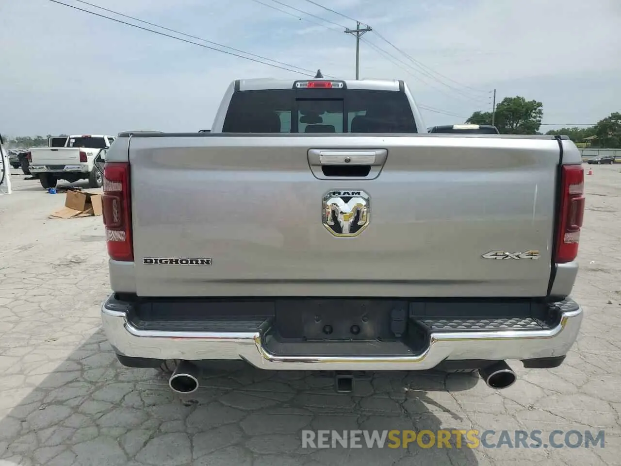 6 Photograph of a damaged car 1C6SRFBT8KN518069 RAM 1500 2019