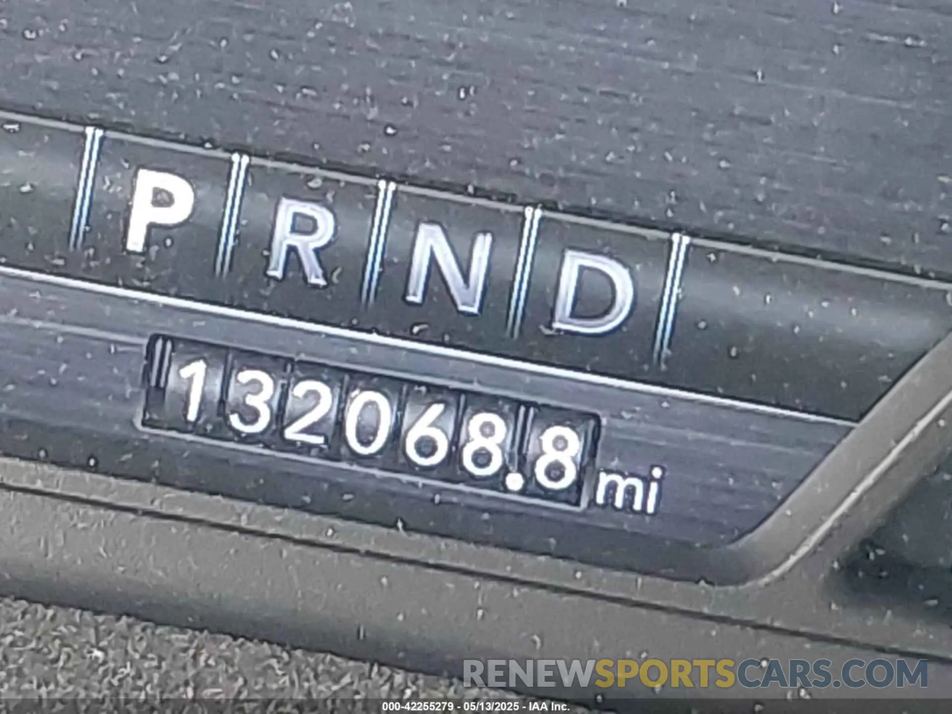 15 Photograph of a damaged car 1C6SRFBTXKN656065 RAM 1500 2019