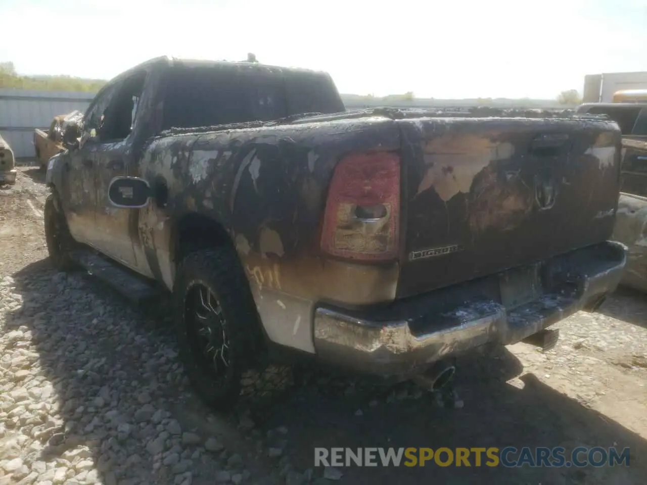 2 Photograph of a damaged car 1C6SRFBTXKN656809 RAM 1500 2019