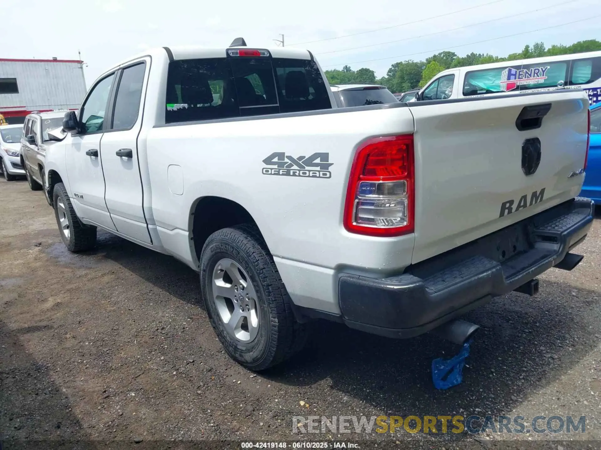 3 Photograph of a damaged car 1C6SRFCT4KN599134 RAM 1500 2019