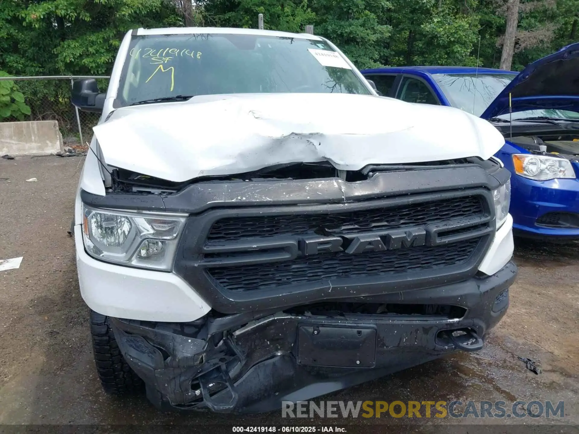 6 Photograph of a damaged car 1C6SRFCT4KN599134 RAM 1500 2019