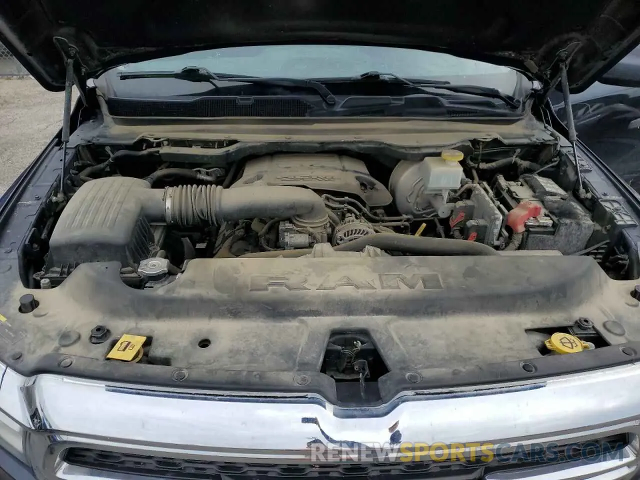 11 Photograph of a damaged car 1C6SRFCT4KN662300 RAM 1500 2019