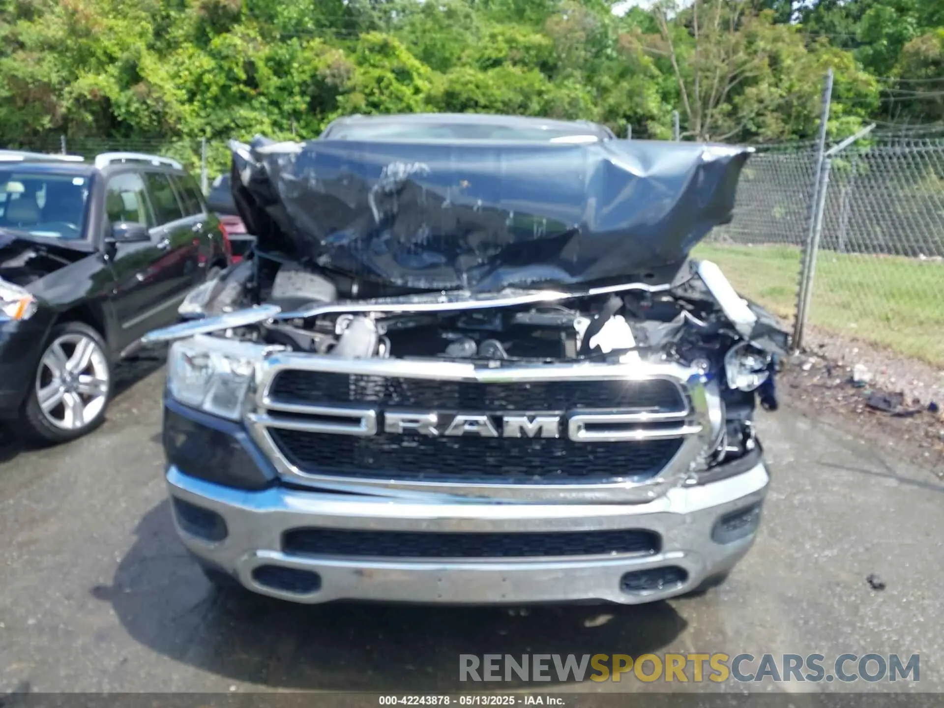 12 Photograph of a damaged car 1C6SRFCT5KN597618 RAM 1500 2019