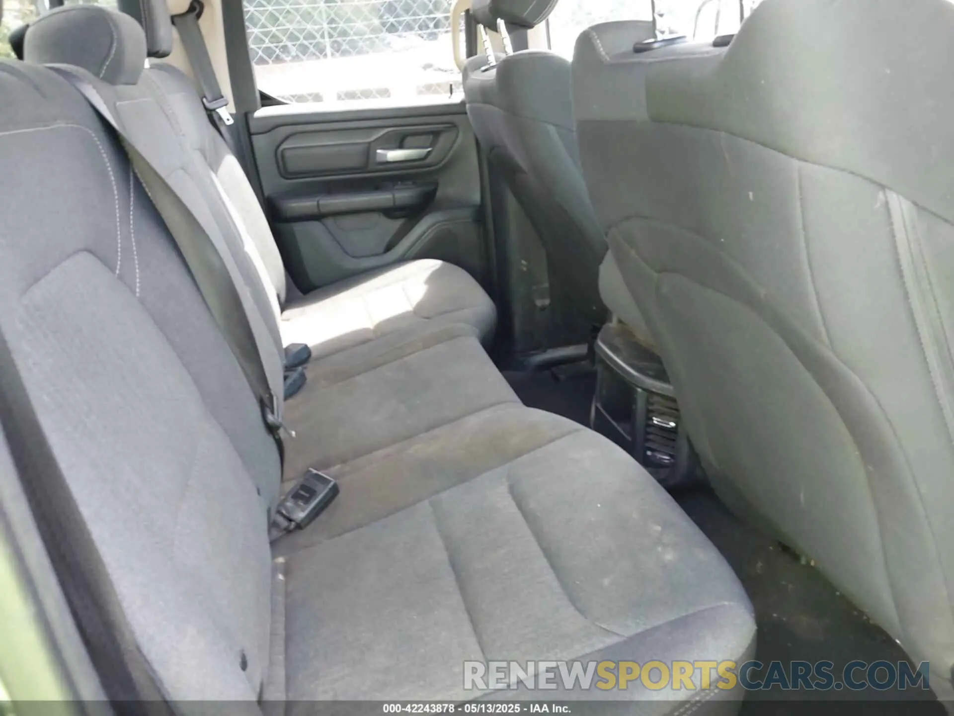 8 Photograph of a damaged car 1C6SRFCT5KN597618 RAM 1500 2019
