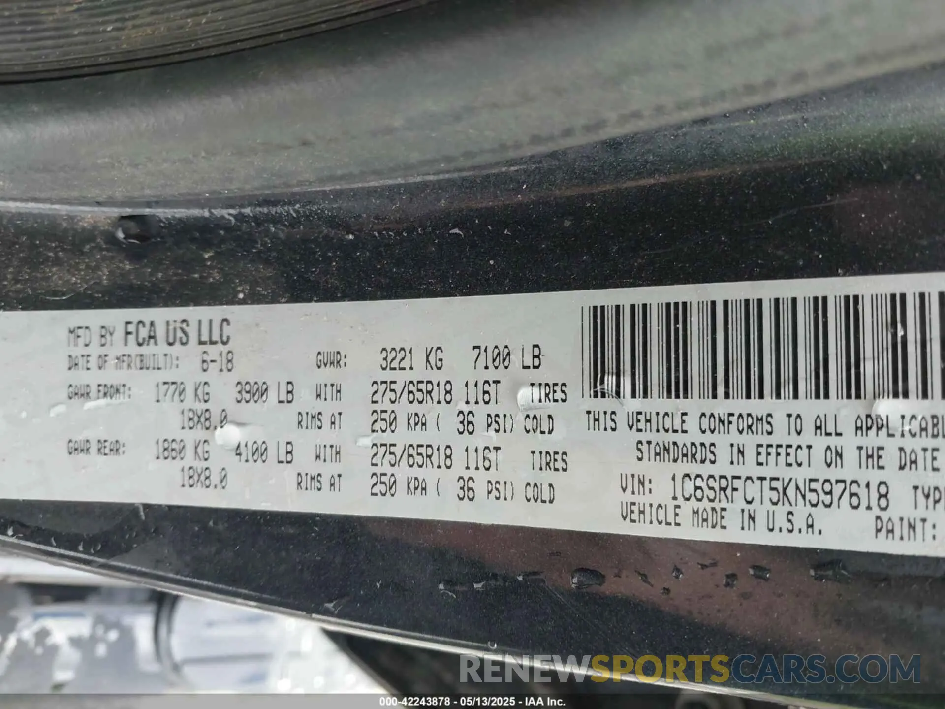 9 Photograph of a damaged car 1C6SRFCT5KN597618 RAM 1500 2019