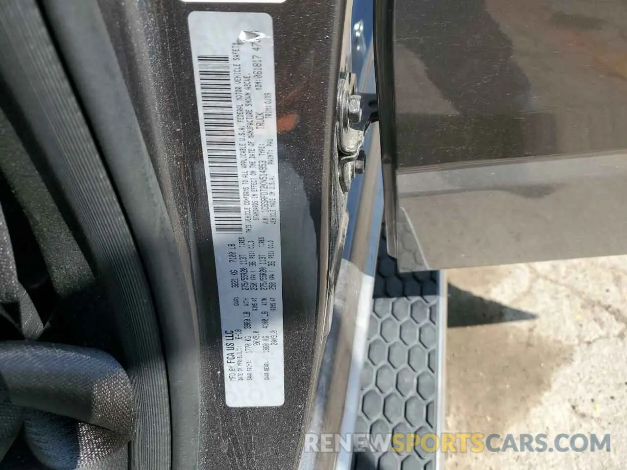 12 Photograph of a damaged car 1C6SRFDT2KN514953 RAM 1500 2019