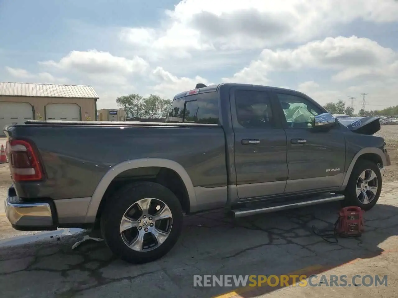 3 Photograph of a damaged car 1C6SRFDT2KN514953 RAM 1500 2019