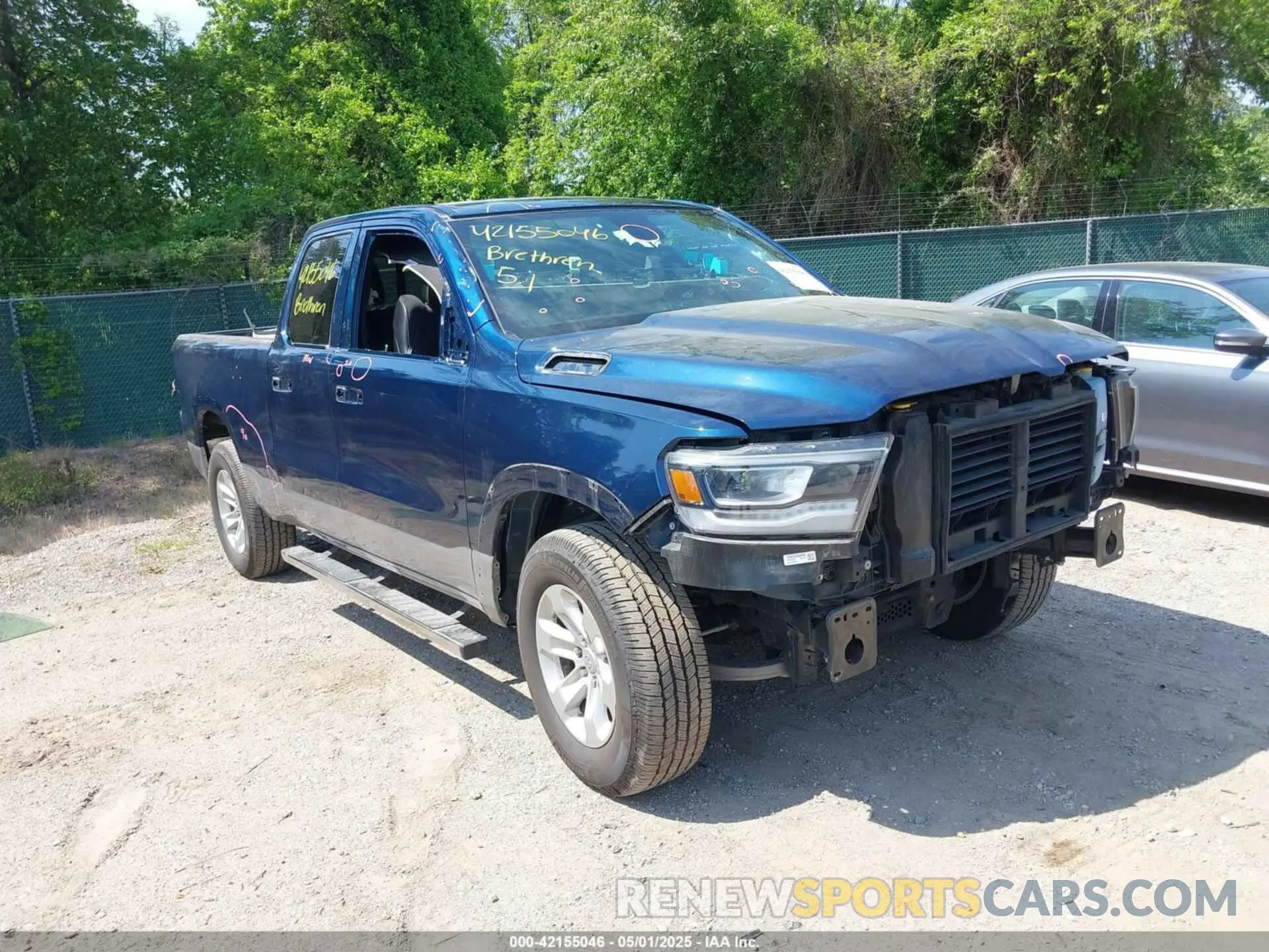 1 Photograph of a damaged car 1C6SRFDT5KN638425 RAM 1500 2019