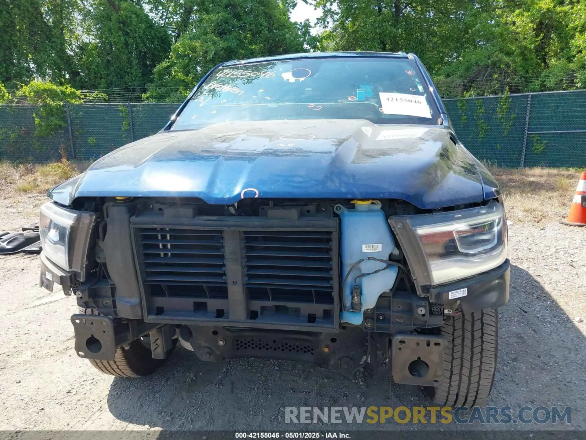 6 Photograph of a damaged car 1C6SRFDT5KN638425 RAM 1500 2019