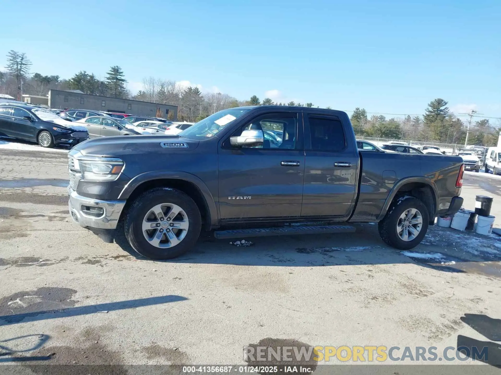 14 Photograph of a damaged car 1C6SRFDTXKN860913 RAM 1500 2019